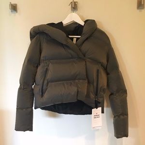 NWT Lululemon Cloudscape Wrap Short Fatigue Size 4